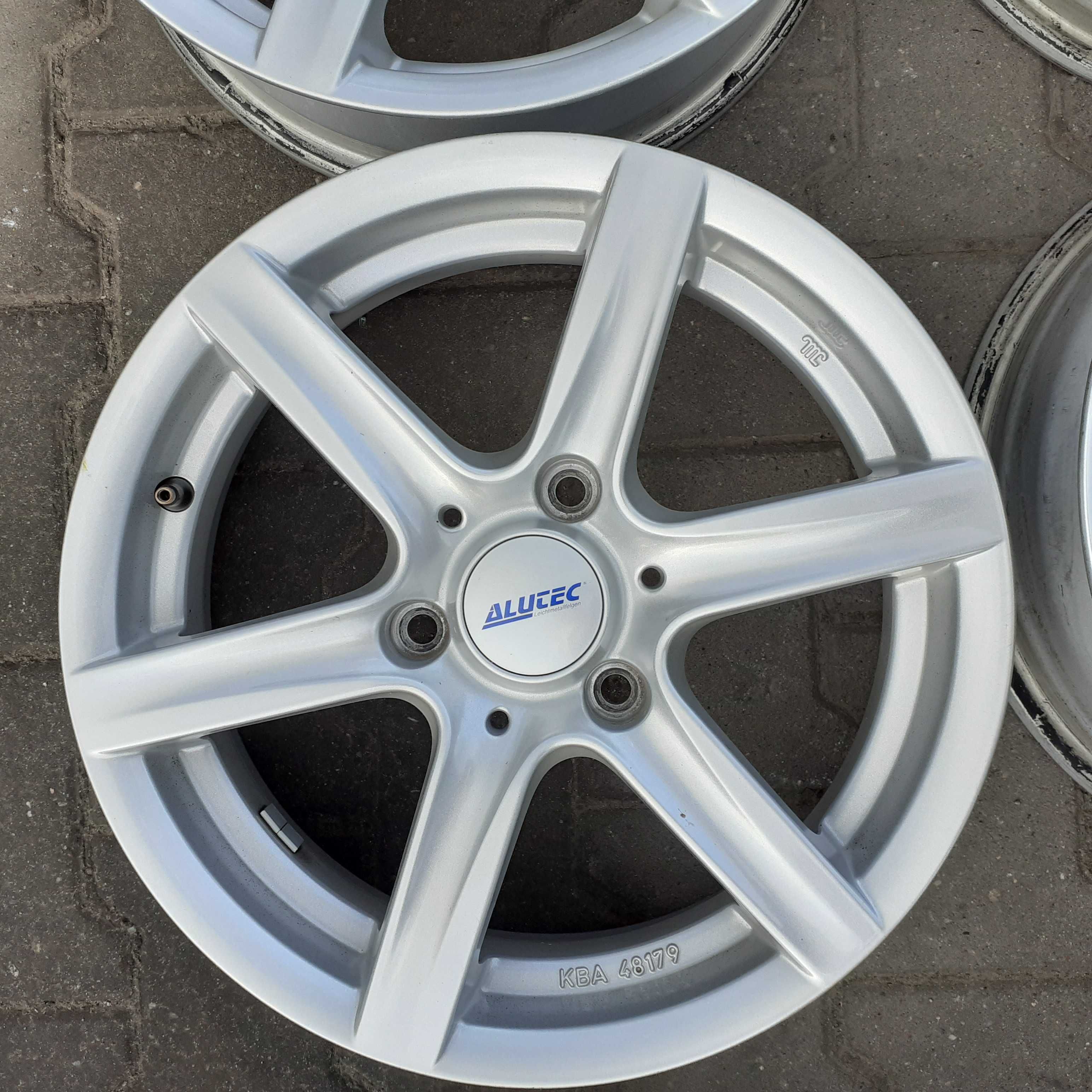 Felgi aluminiowe ALUTEC 3x112 5jx15 ET24 Nr.127