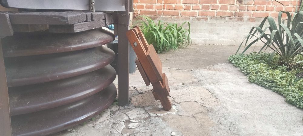 Табурет складной