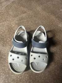 Продам дитячі сандалі crocs