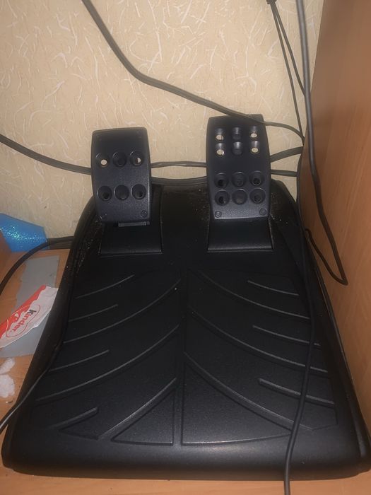 игровой руль logitech driver force gt