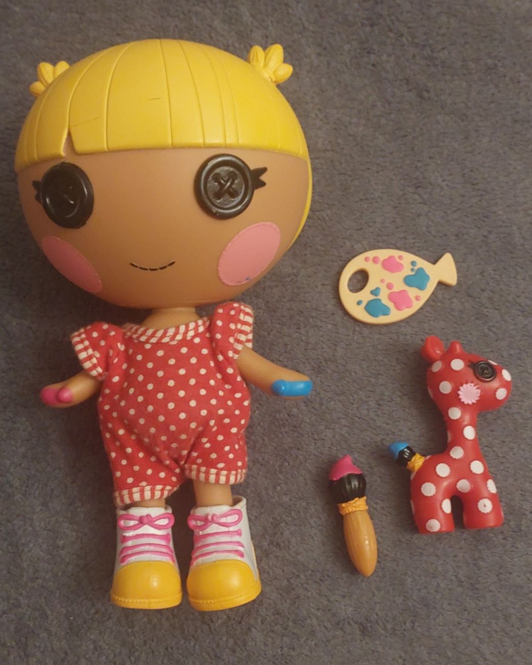 Laleczka Lalaloopsy malarka