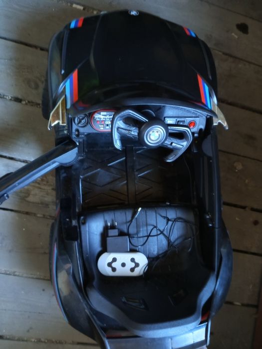 Sprzedam samochód na akumulator