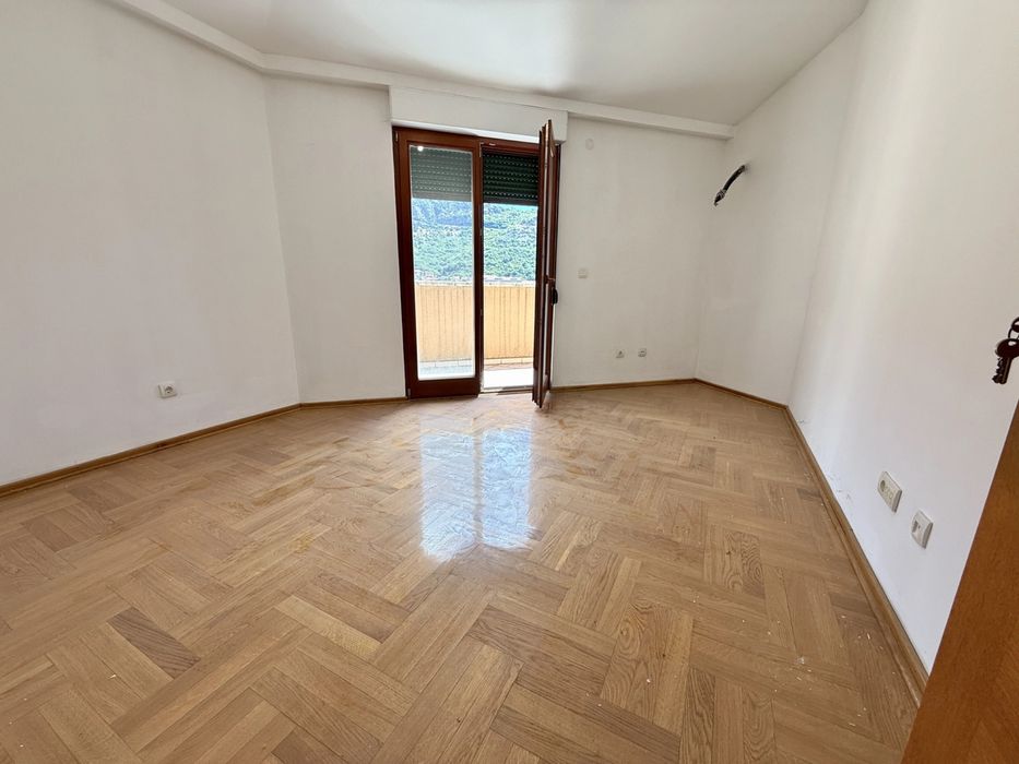 Продается квартира с 2 спальнями, Будва, Розино, вид на море