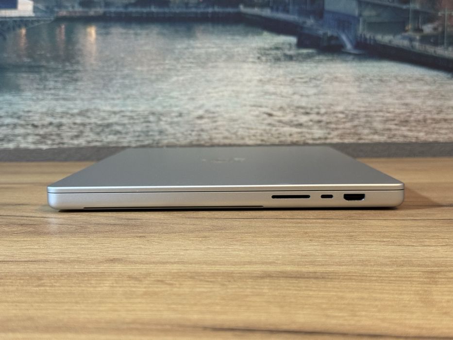 MacBook Pro 16” M1 Pro 2021 32 / 512 ГБ Silver Гарантія 30 днів #93