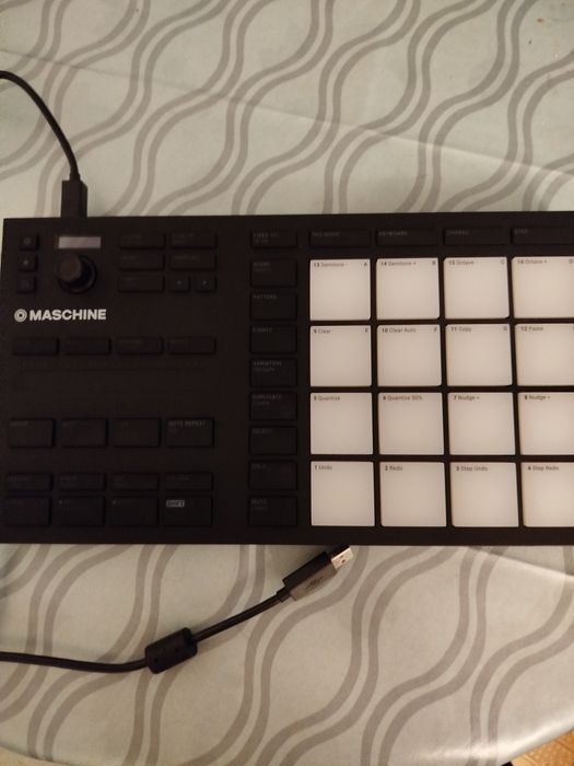 NI Maschine Mikro Mk3