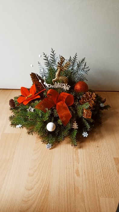 Wianki stroiki świąteczne