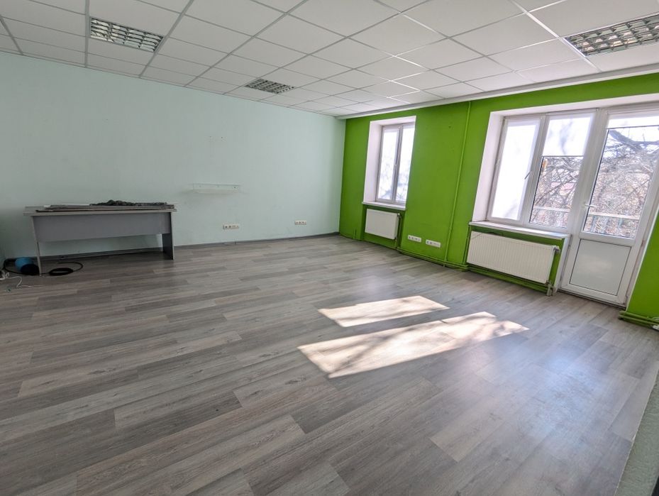 Гарна пропозиція приміщення під оренду в центрі міста