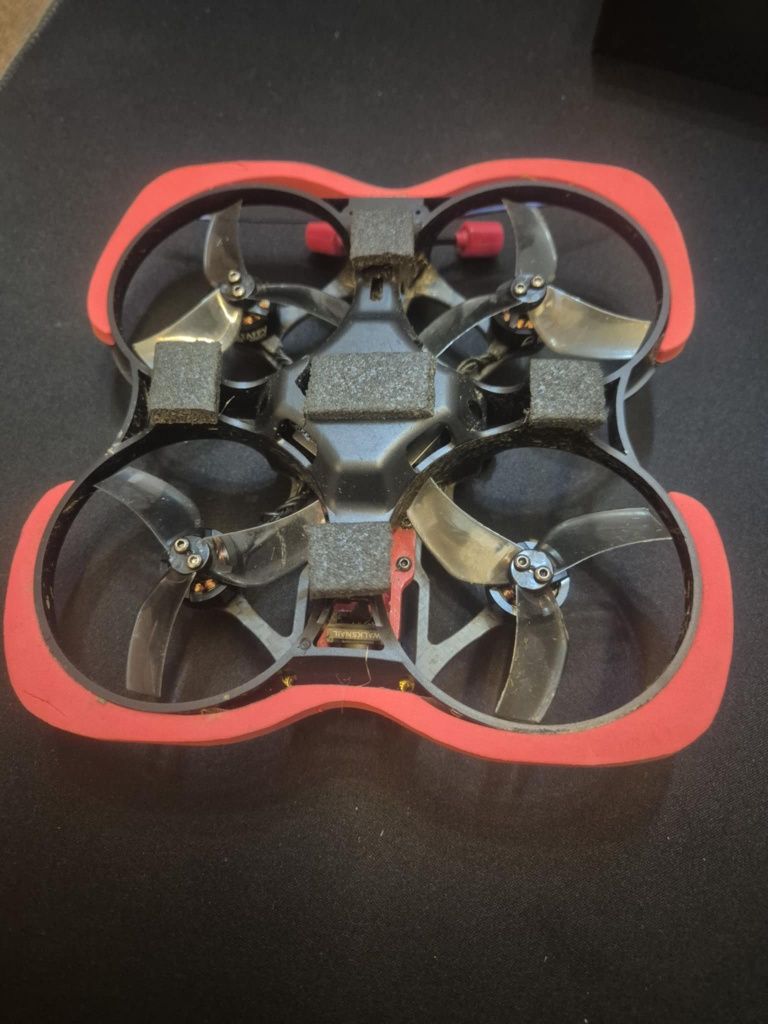 Dron fpv , okulary i pilot
