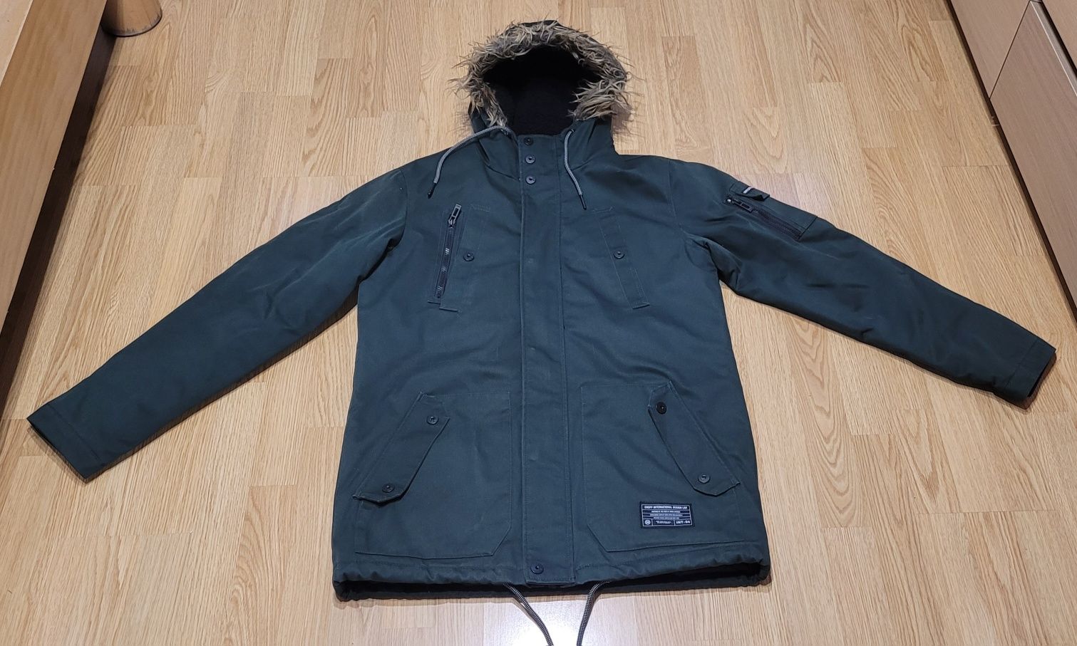 Parka zimowa Cropp M