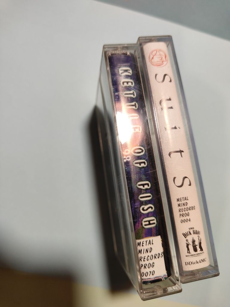 Dwie kasety magnetofonowe