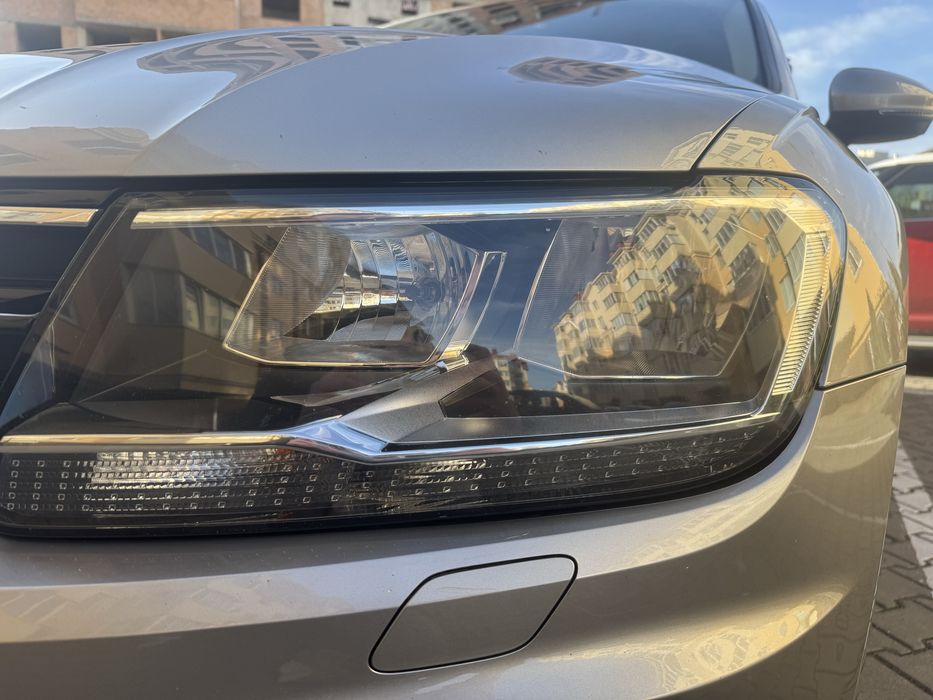 Продам фари Tiguan 2 16-20 рік в плівці галоген, без пошкоджень
