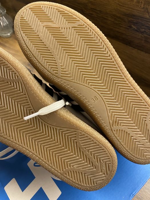 Кросівки нові 38 розмір