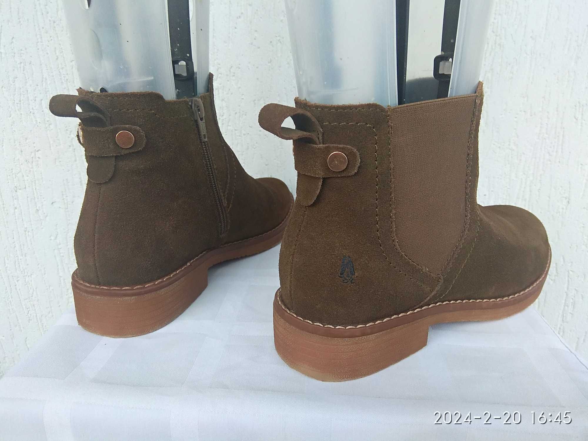 Ботинки замшевие,демисезонние Hush Puppies р.37.5