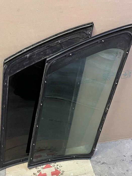 скло багажніка глухе праве на пасат б3 універсал