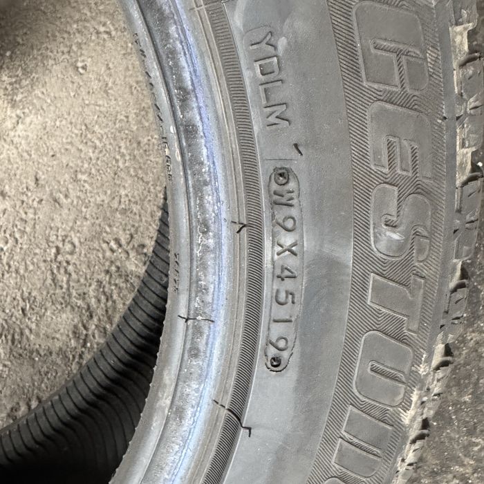 Гума Bridgestone Blizzak зима 215/55/17