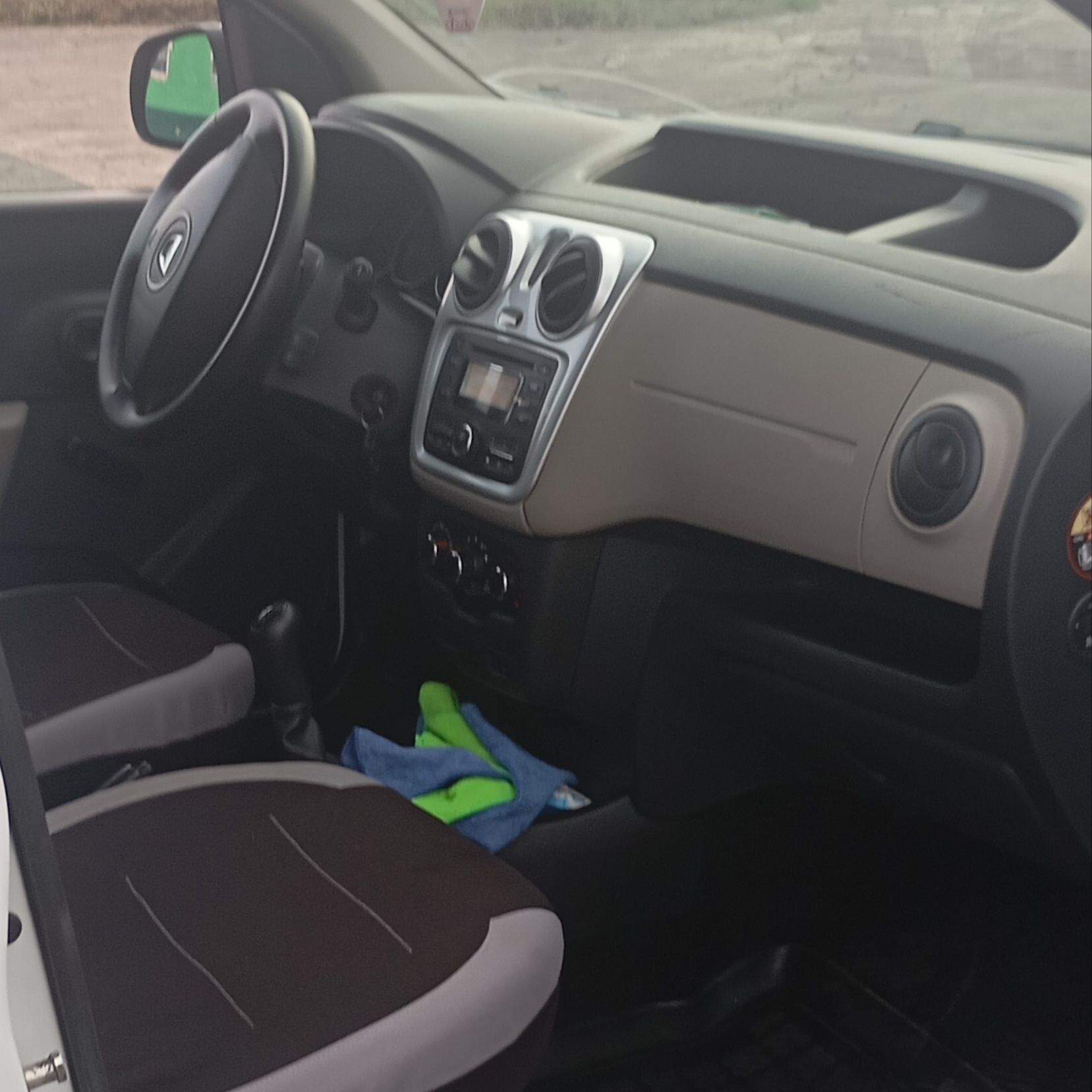Dacia Dokker 2013р.