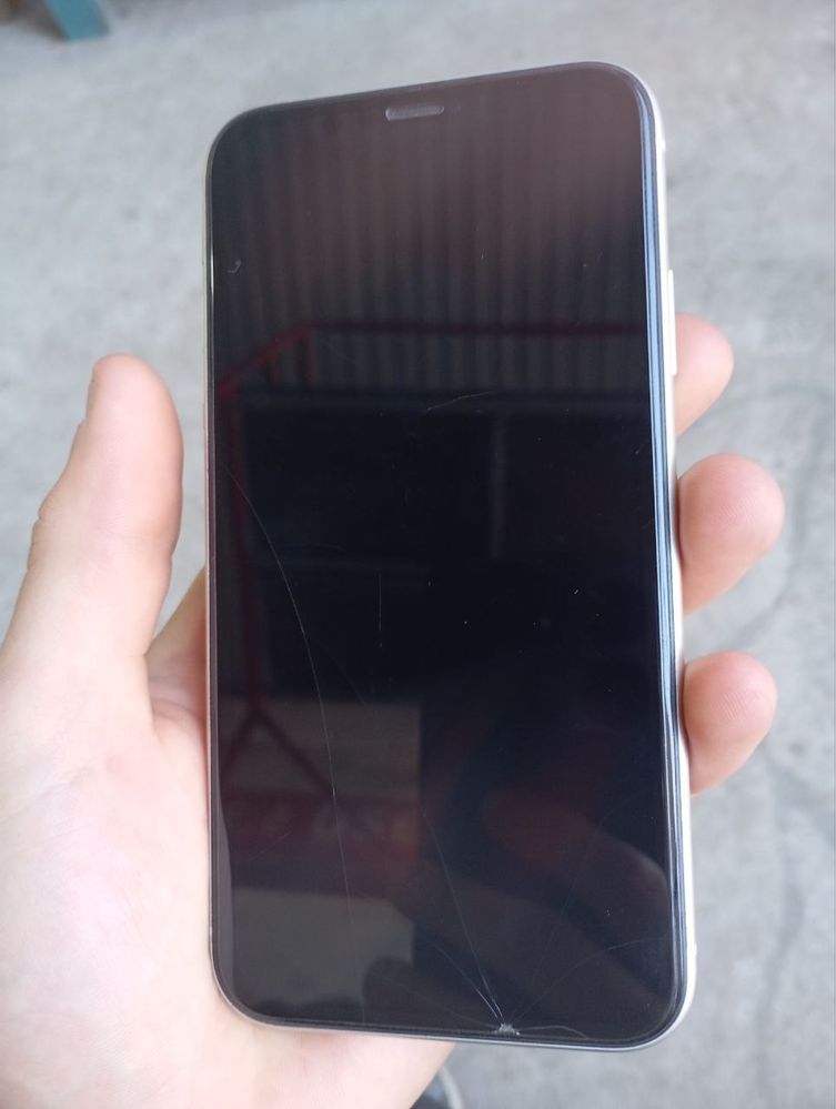 IPhone 11 акм76 с коробкой