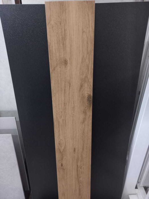 Płytki drewnopodobne 20x120 Gat.1