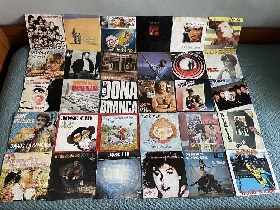 Lote de singles em vinil