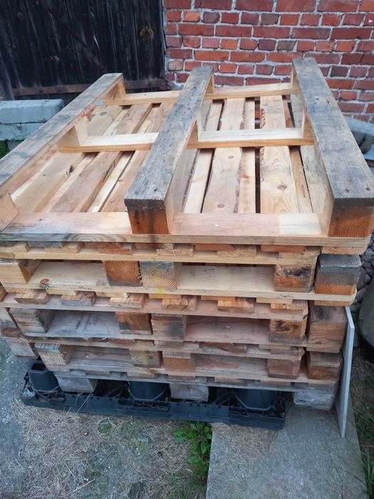 Palety drewniane 100x120, 8 szt, bardzo dobry stan