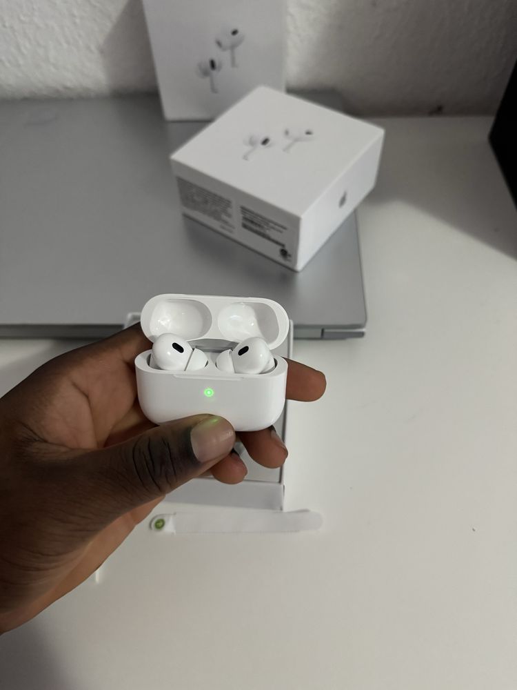 Airpods pro ,novo nunca utilizados !!