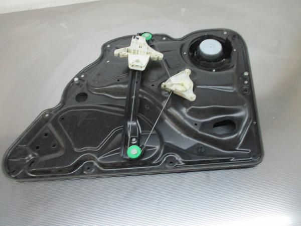 Elevador vidros trás esquerdo VOLKSWAGEN Passat (3C2)