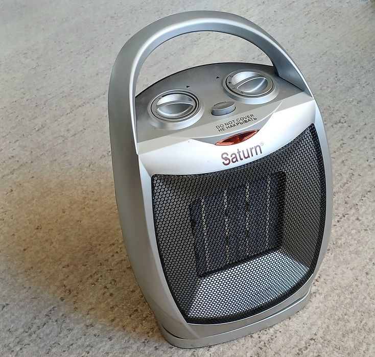 Тепловентилятор Відмінний стан, поворотний Saturn 1.5 кВт