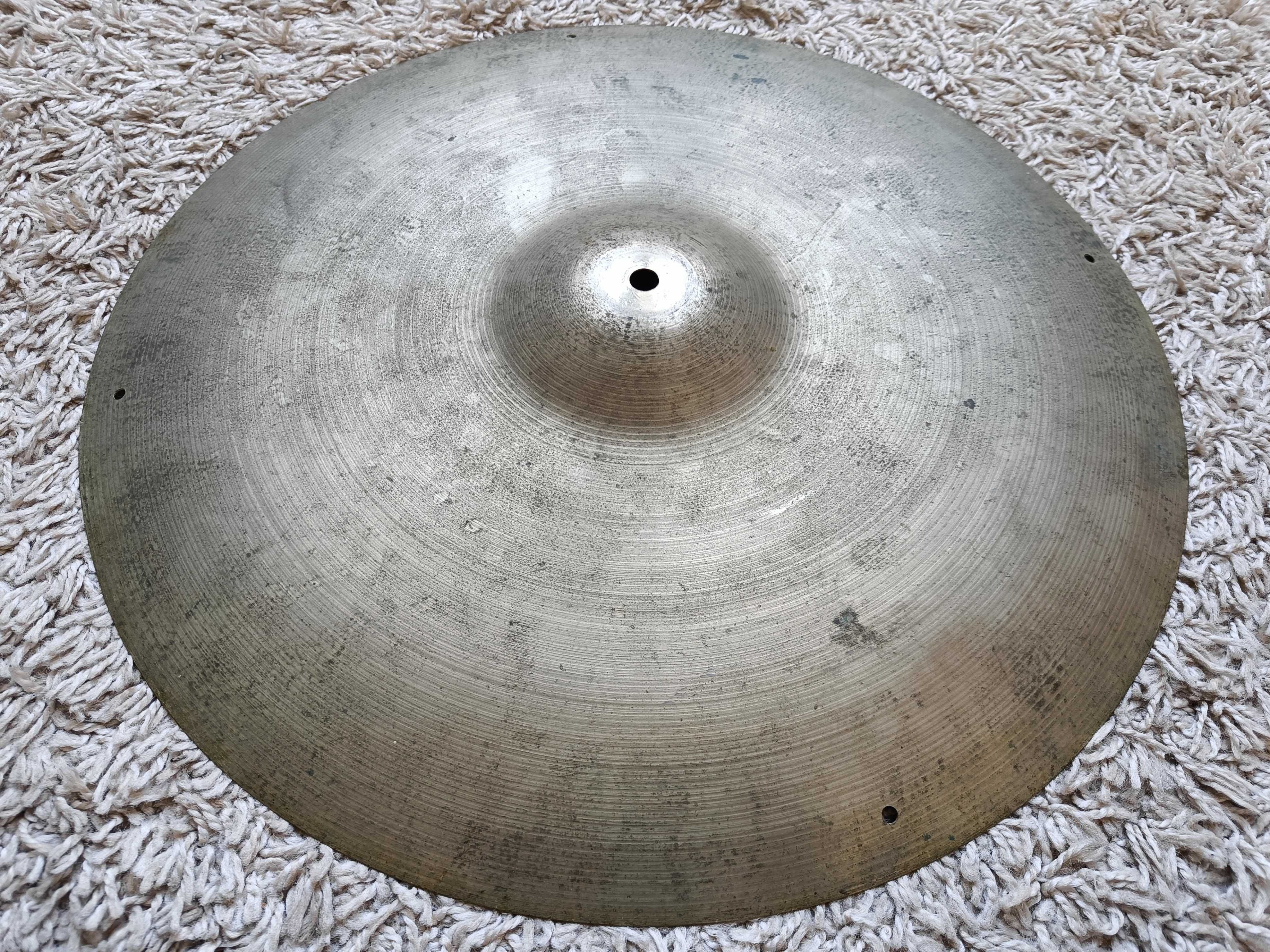 Talerz perkusyjny ZYN ENGLAND MEDIUM CRASH 18"