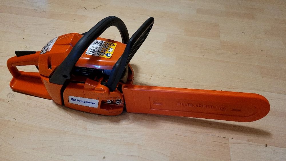Piła husqvarna model 236