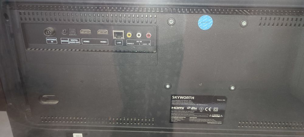 Продам телевізор skyworth 32E6