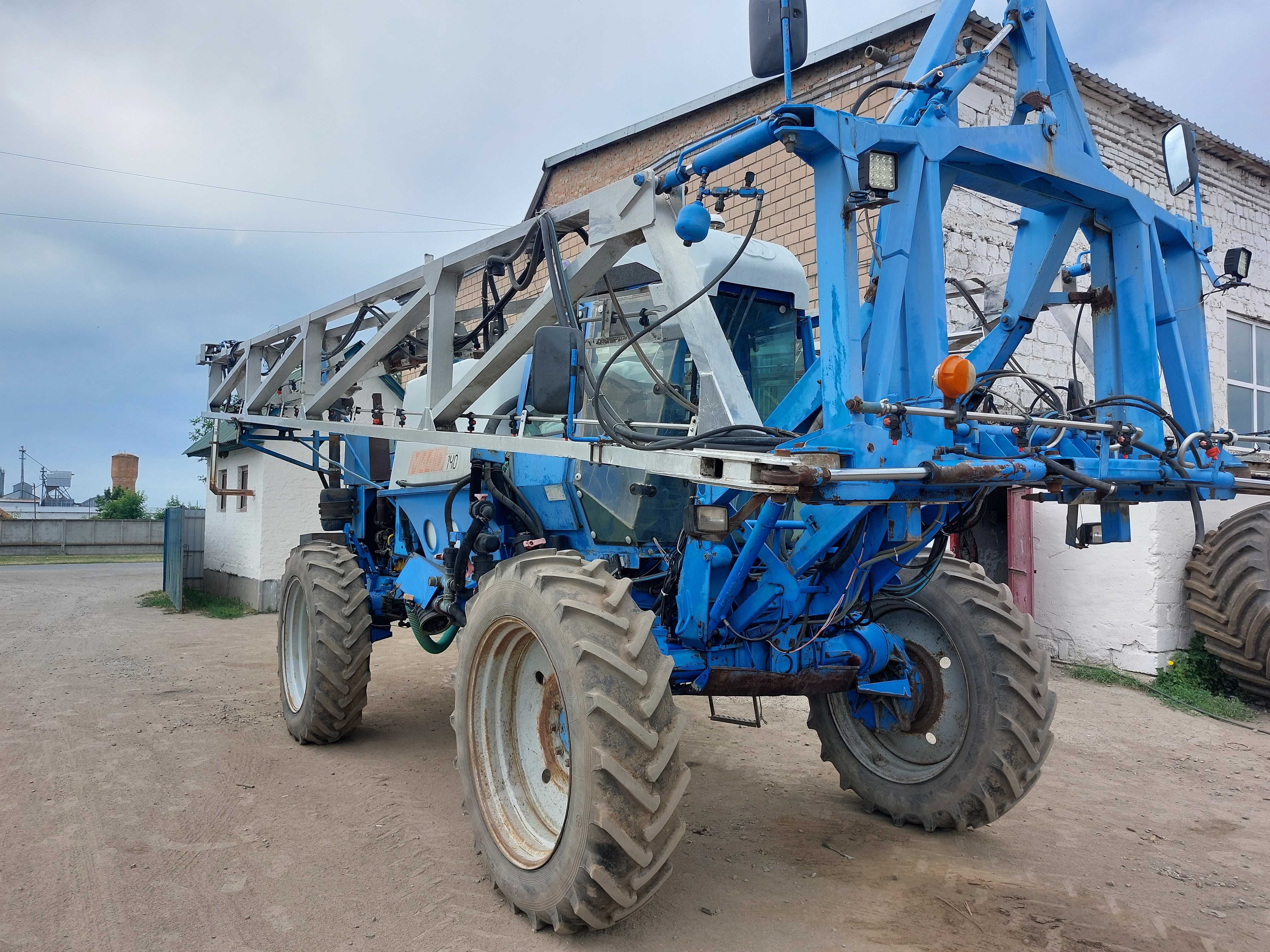 Оприскувач самохідний MATROT M44D140, 1995 року