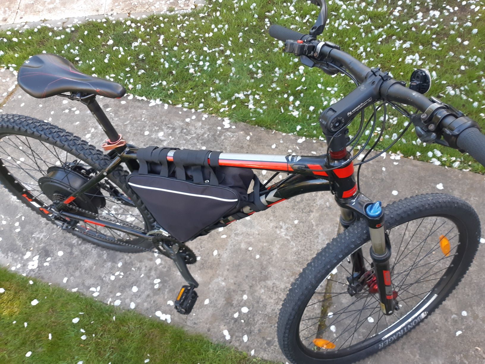 Rower trek 29 elektryk sterownik KT60  bateria 16s9p