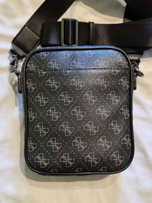 Супка Guess Гесс ідеальний стан, оригінал