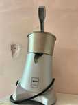 Espremedor de Frutas Profissional METRO – 150 €