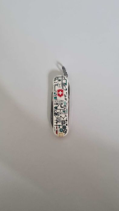 Scyzoryk, Limitowana edycja "Iron Factory" Victorinox Classic SD