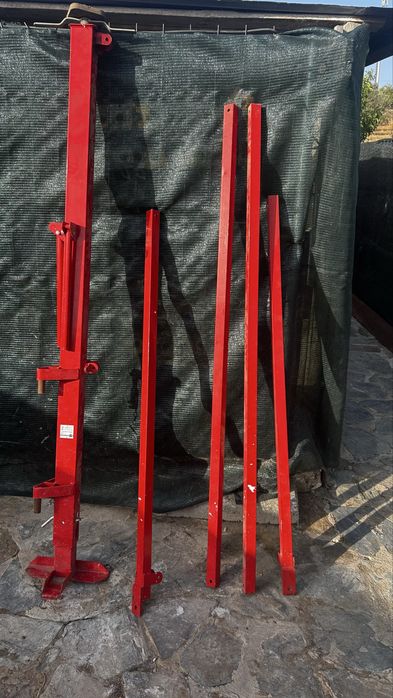 Grua da WURTH em otimo estado