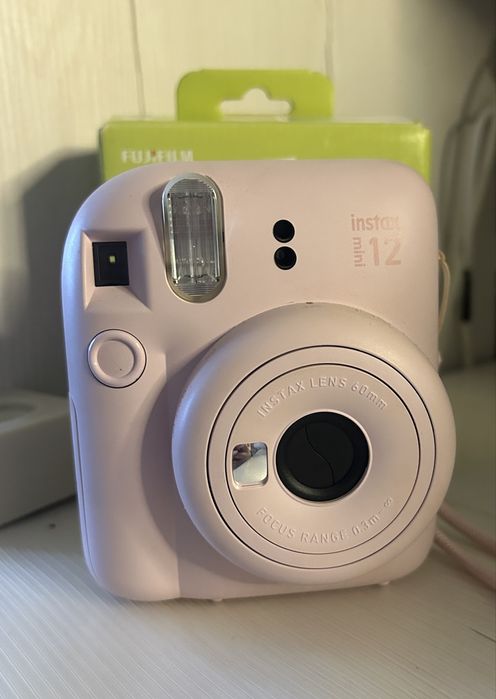 Фотокамера Fujifilm INSTAX Mini 12 (Blossom Pink)