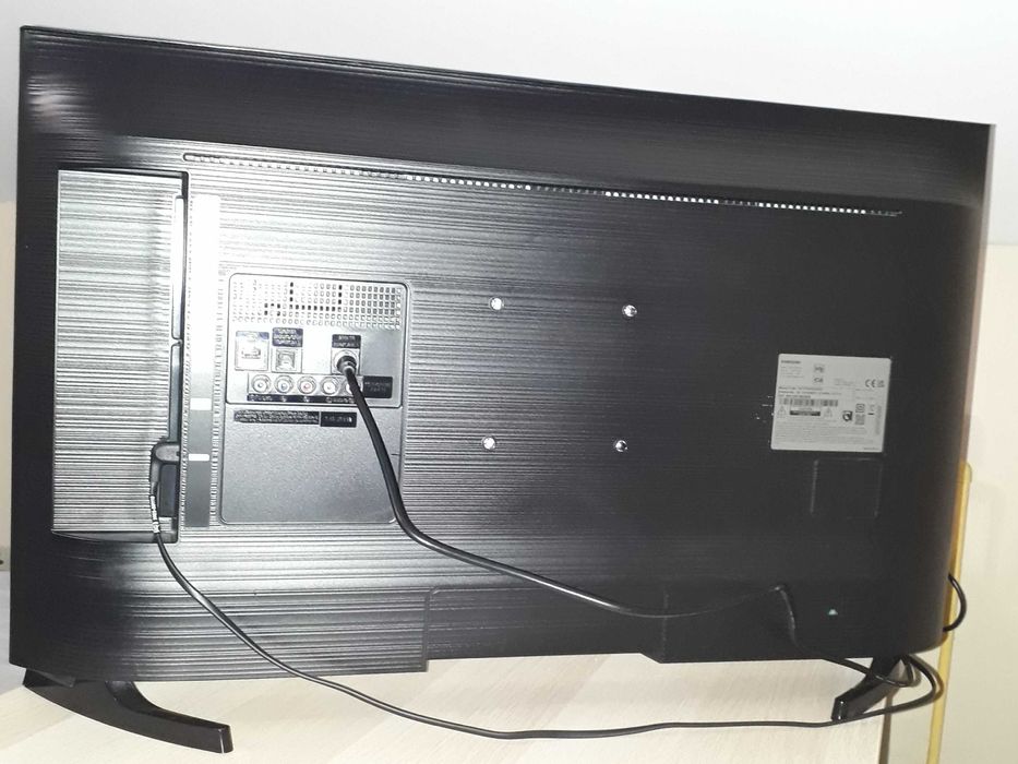 TV Samsung. Stan Perfekcyjny. Też sprzedam Antenę Philips Nową.