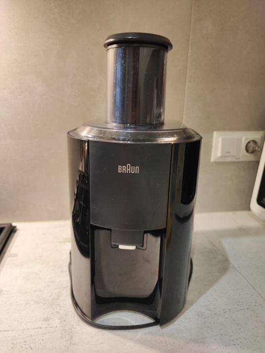 Соковижималка Braun J300 соковичавниця браун