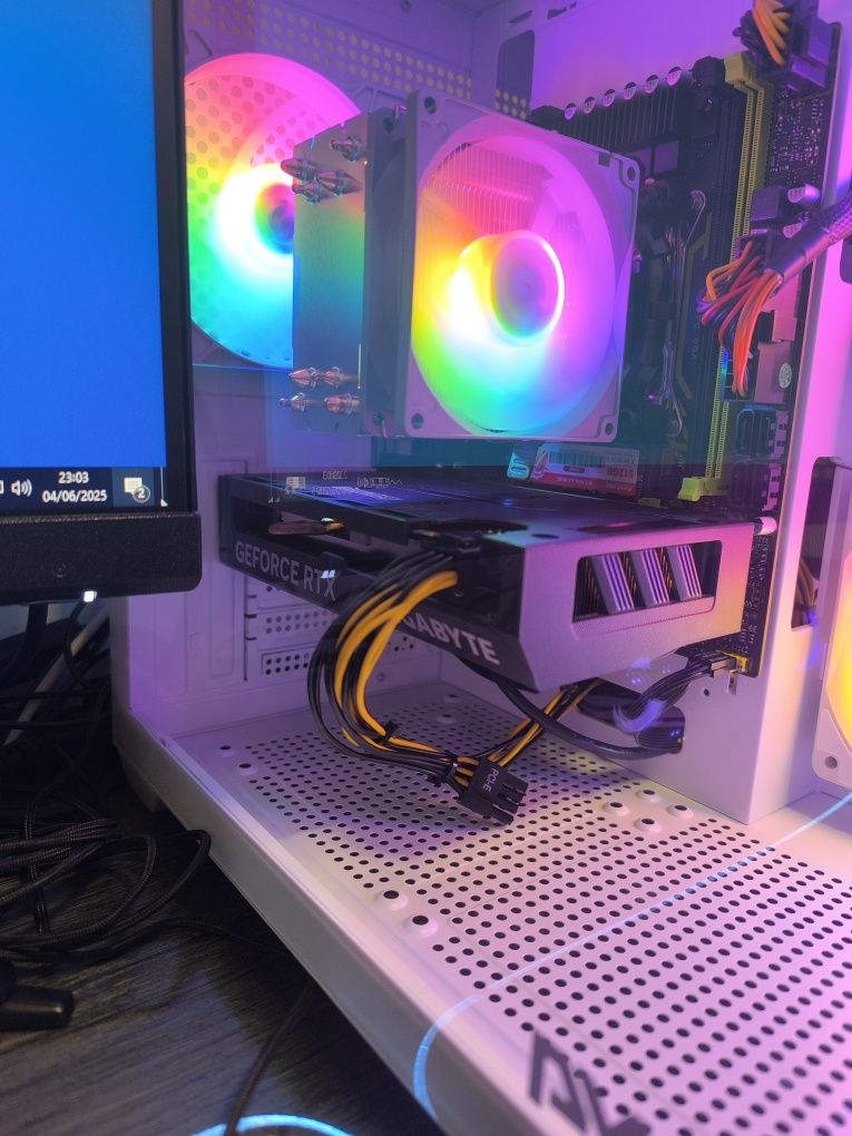 PC Gaming+ Ecrã + Rato + Teclado Etc
