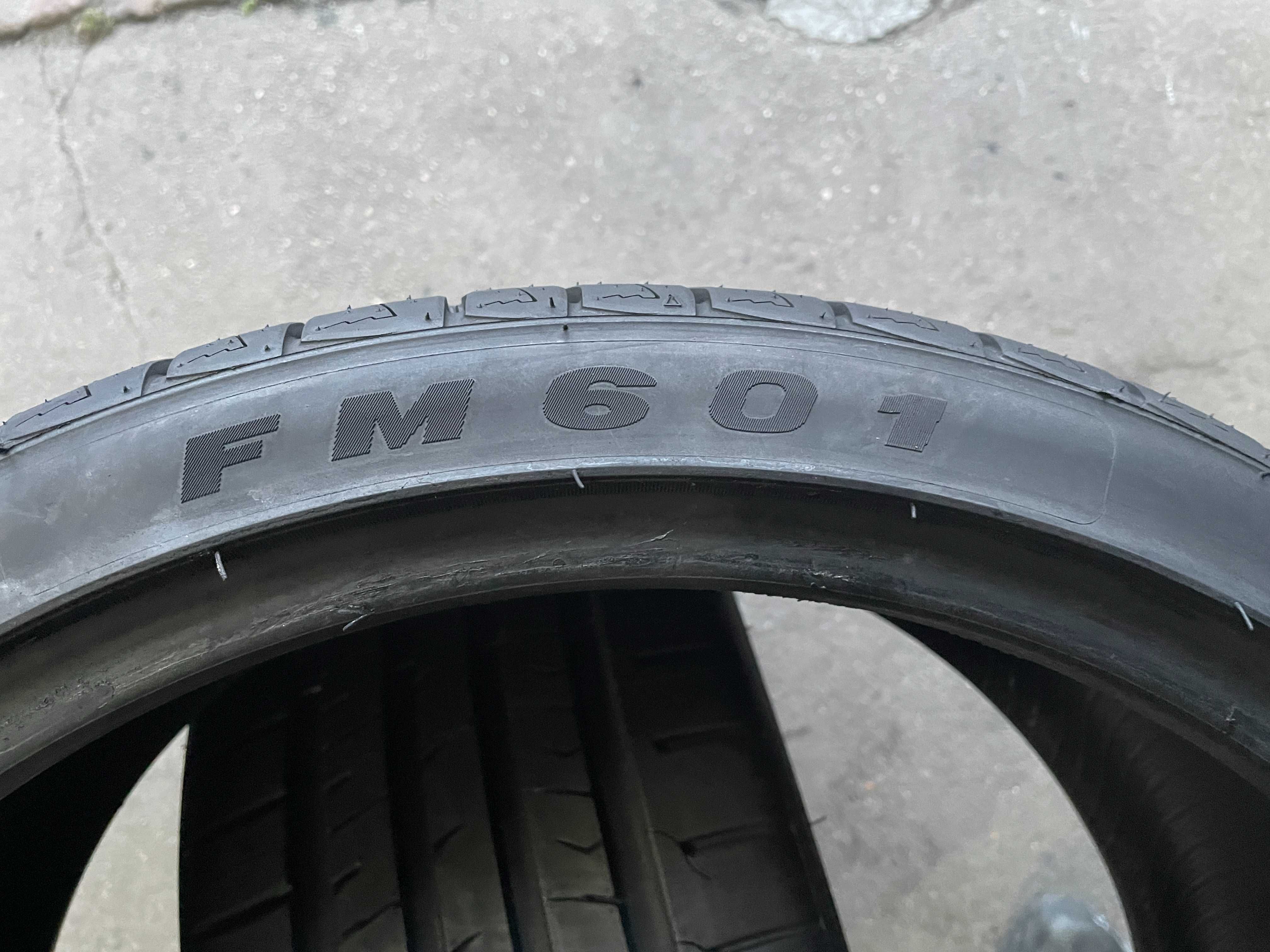 Para opon Firemax 235/35R19 Nowe