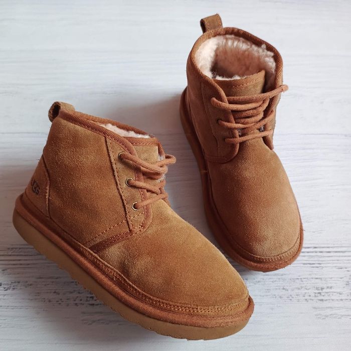 UGG оригінал на натуральному хутрі р35 на ніжку до 22см без нюансів