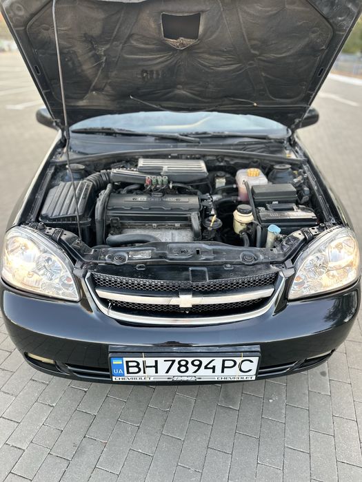 ChevroleLacetti с вписаным газом,идеал