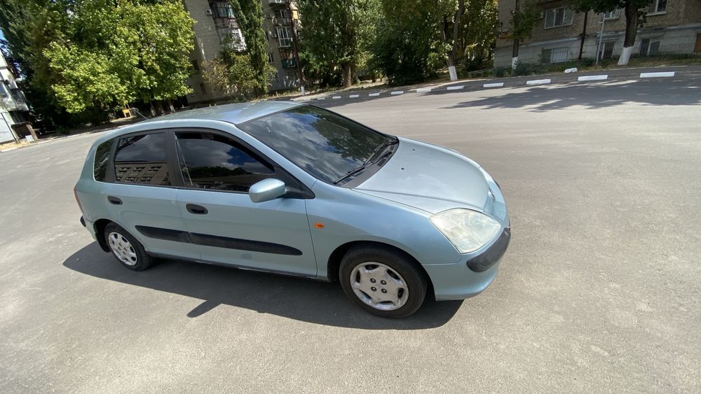 Хонда civiс 1.4 бензин 5 ступка