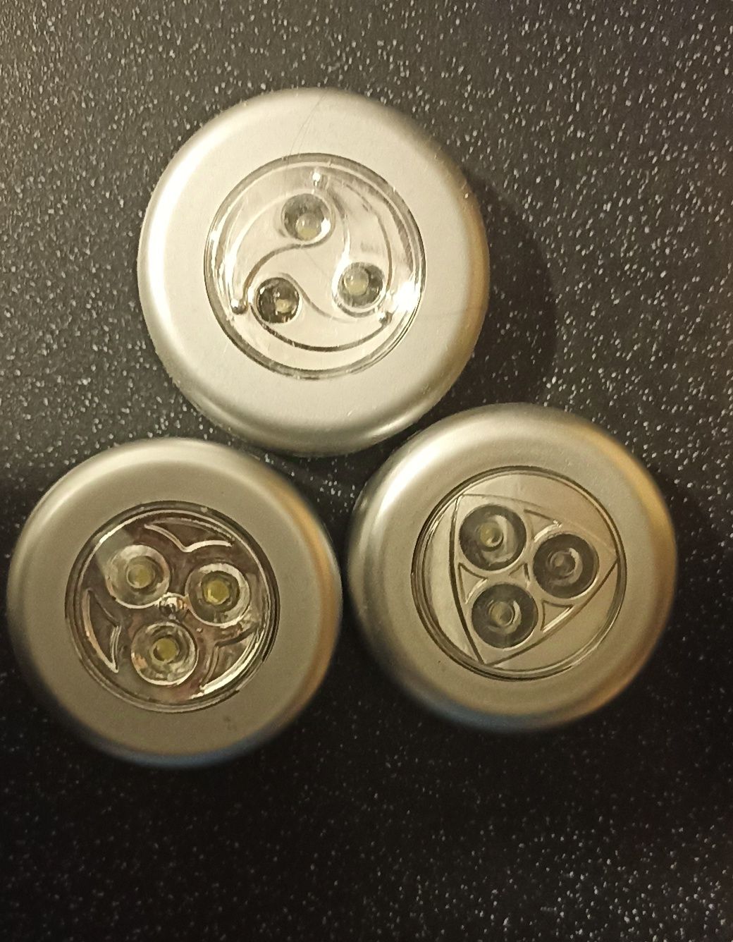 Lampki LED samoprzylepne nowe 3szt