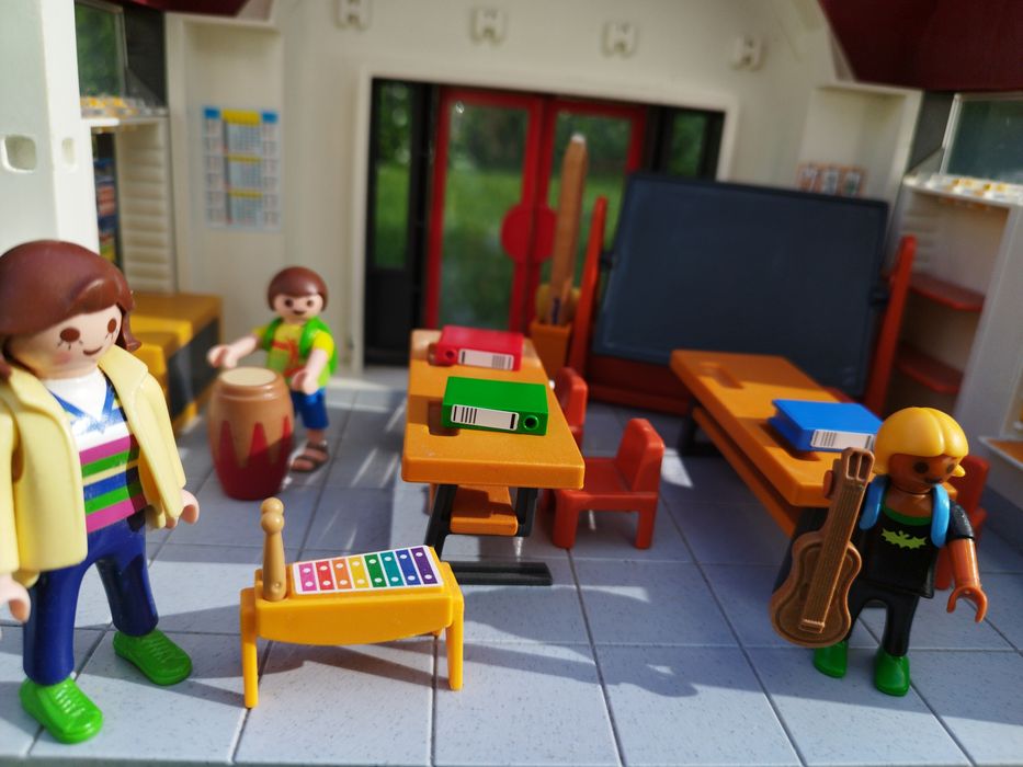 Escola e Carrinha transporte escolar Playmobil