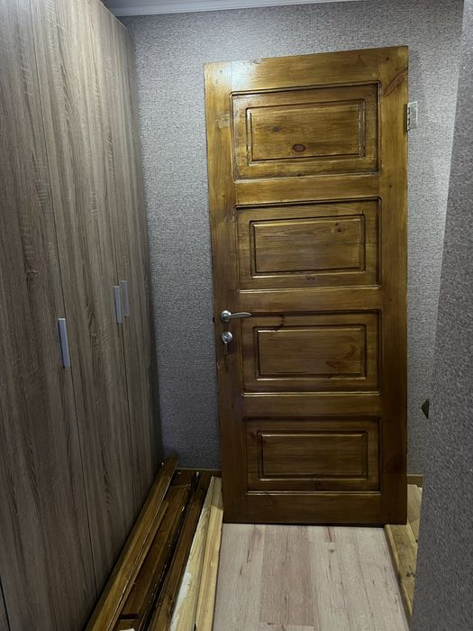 Натуральні деревʼяні двері міжкімнатні 2 штуки