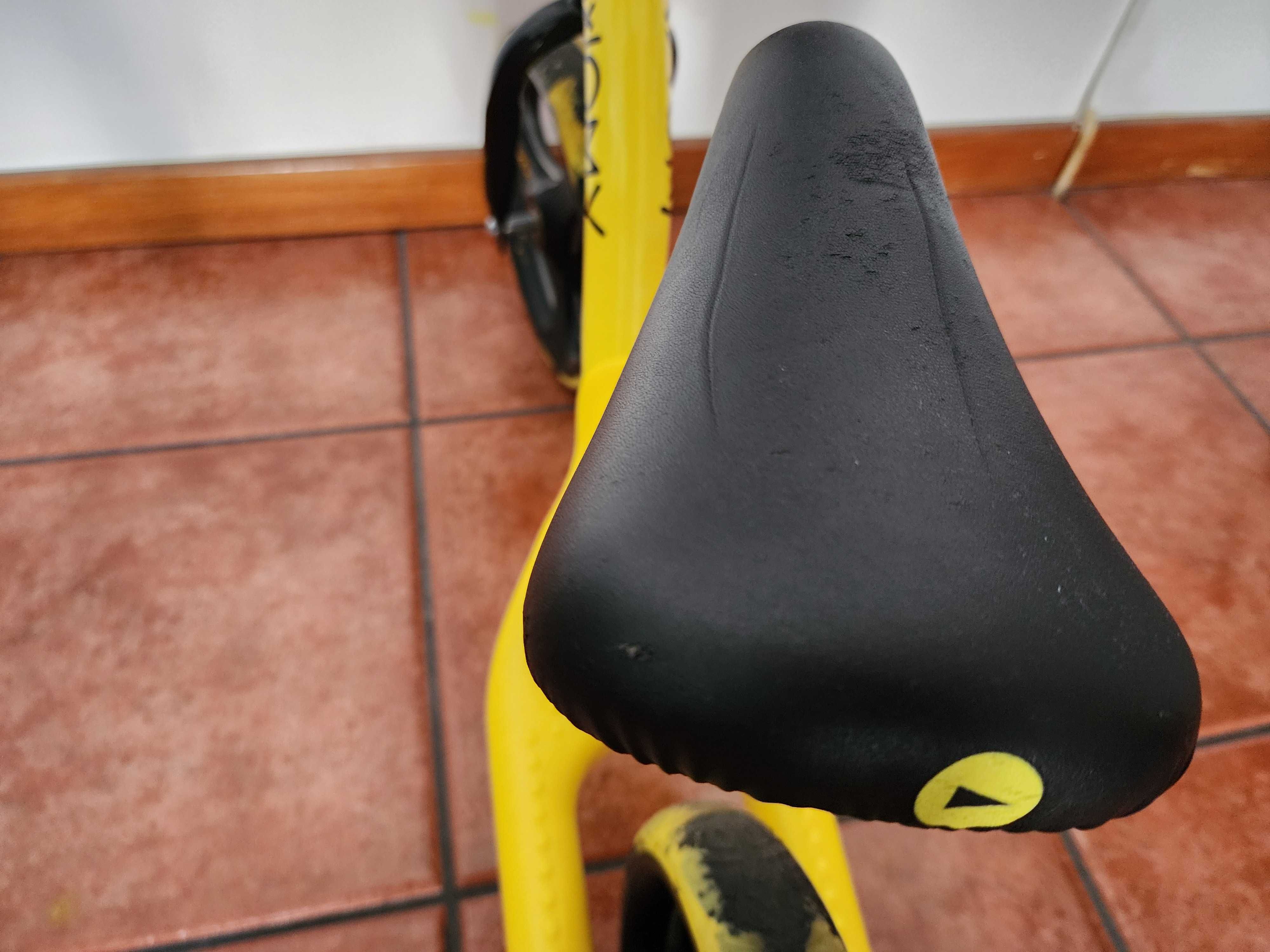 Bicicleta de aprendizagem/equilíbrio - Bicicleta Neon sem Pedais