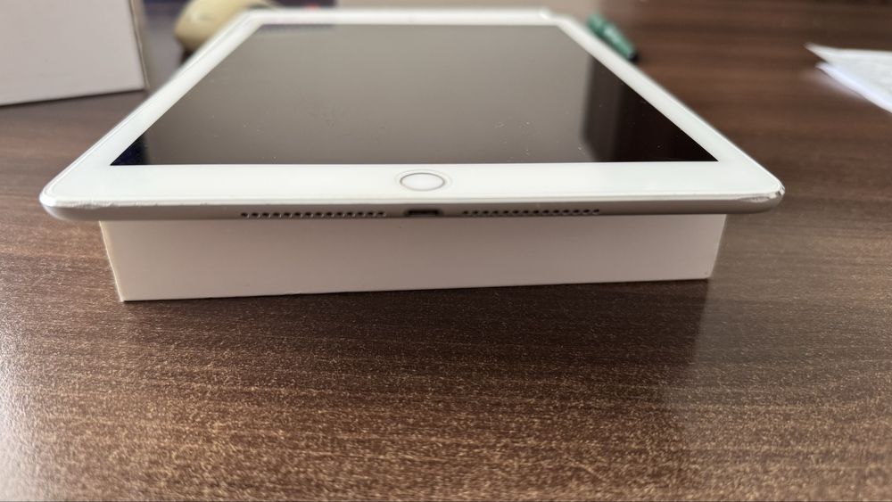 iPad Air 2 WiFi 64GB Never Lock