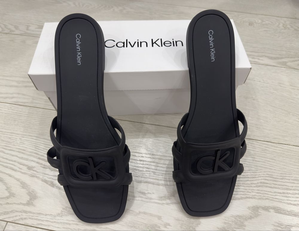 Сандалі Calvin Klein Yoana Jelly